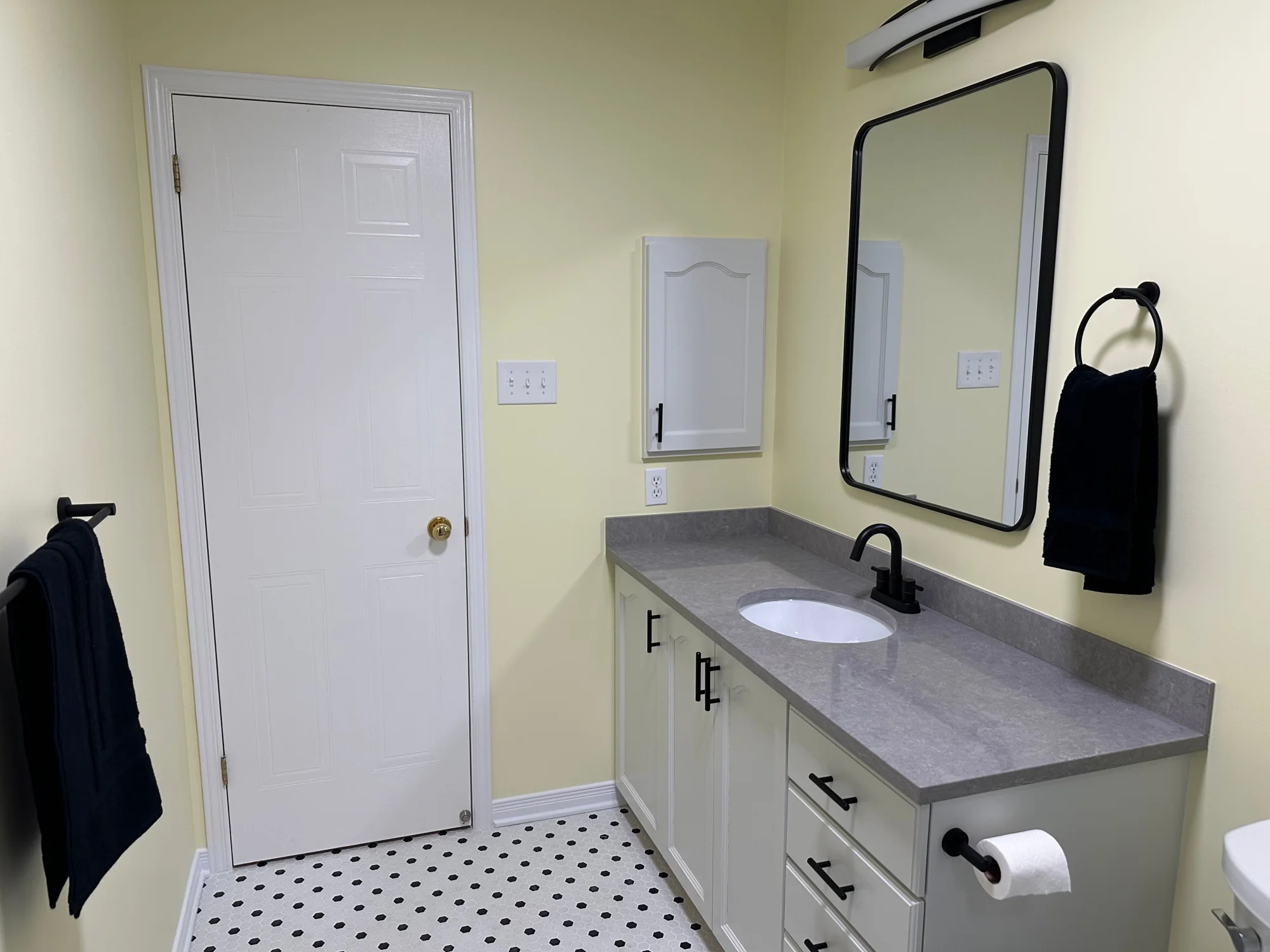 Burnstead Bathroom