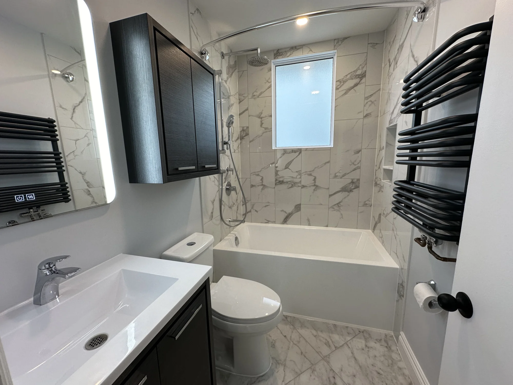 Dieppe Bathroom